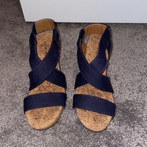 Lucky brand wedges NWOT